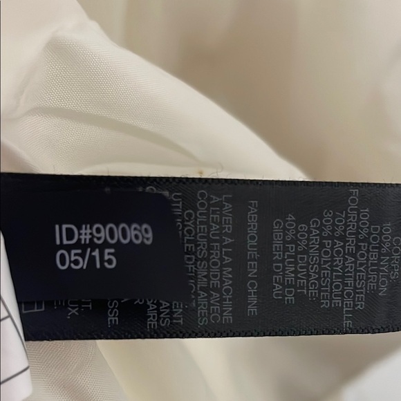 Express White Puffer Coat with Faux Fur Trim - Picture 11 of 11